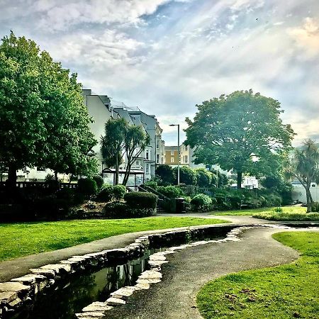 Palm Court B&B Илфракомб Екстериор снимка