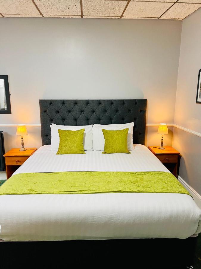 Palm Court B&B Илфракомб Екстериор снимка
