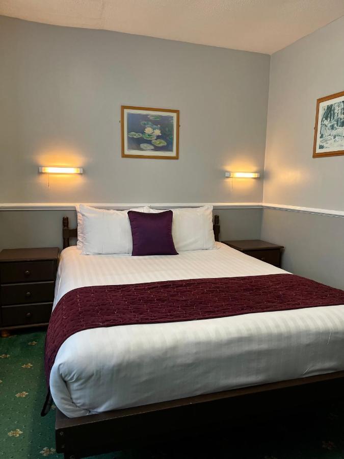 Palm Court B&B Илфракомб Екстериор снимка