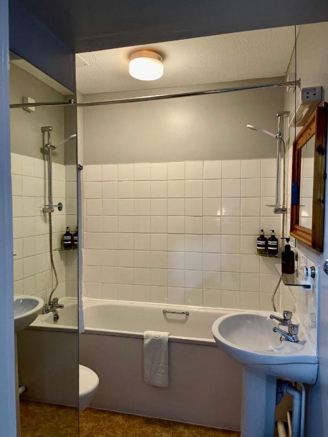 Palm Court B&B Илфракомб Екстериор снимка
