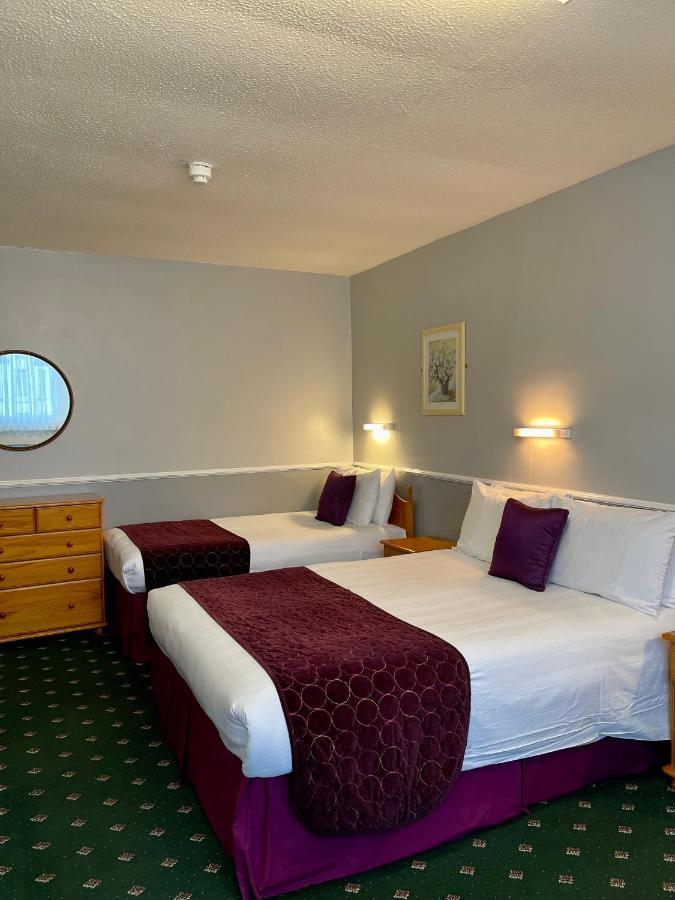 Palm Court B&B Илфракомб Екстериор снимка