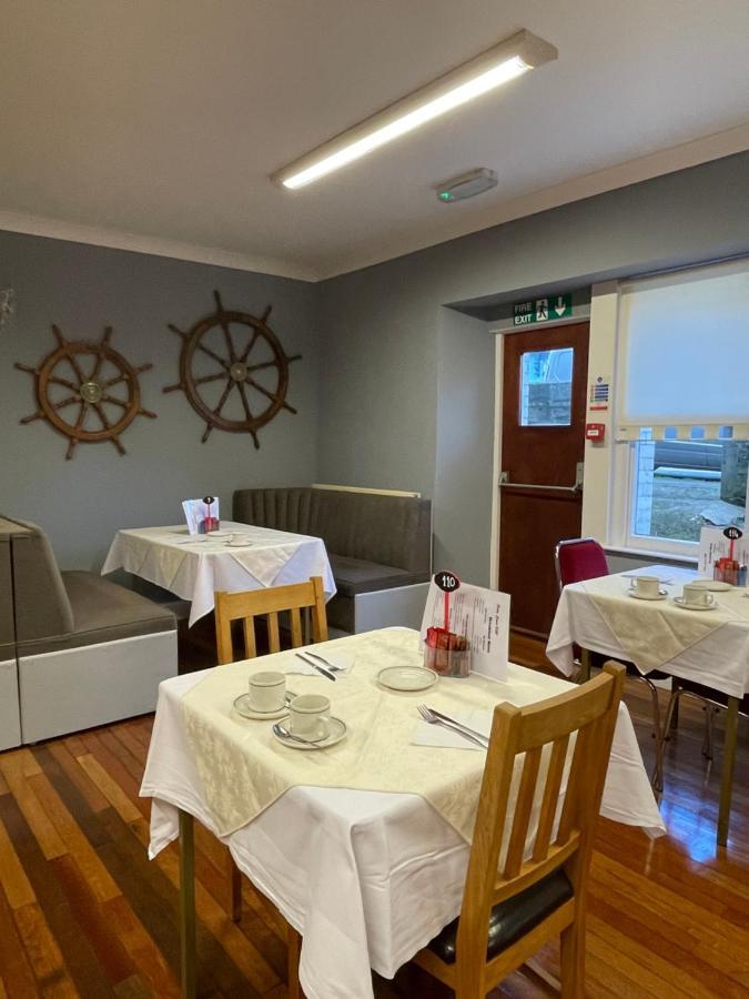 Palm Court B&B Илфракомб Екстериор снимка